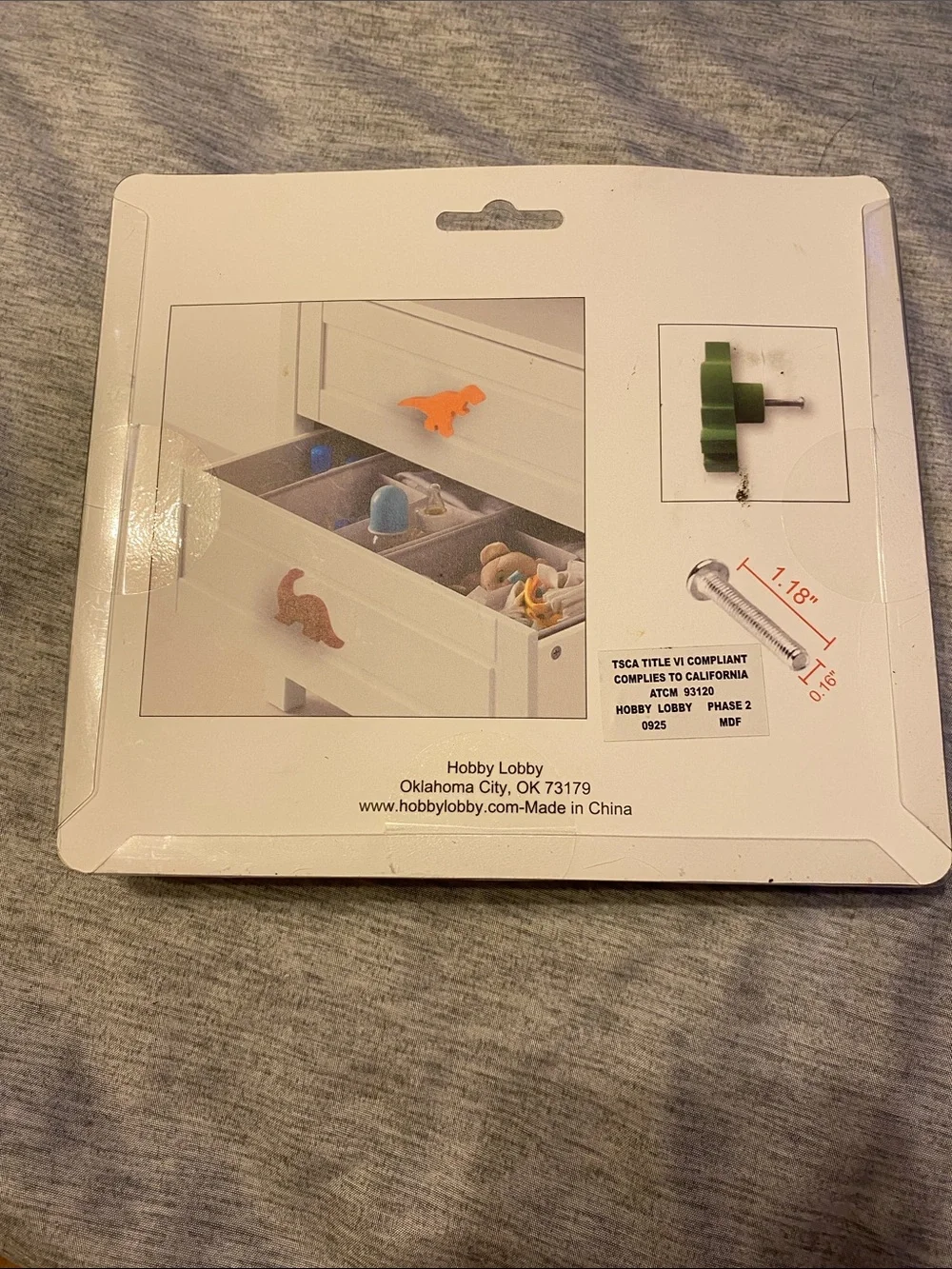 Hobby Lobby Wooden Dinosaur Knobs 4 Pack Includes Screws NEW